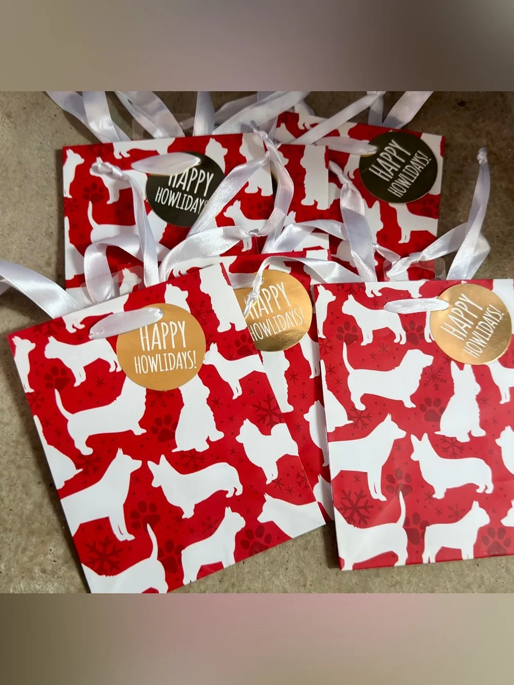 Holiday Dog Silhouette Gift Bags - Red -